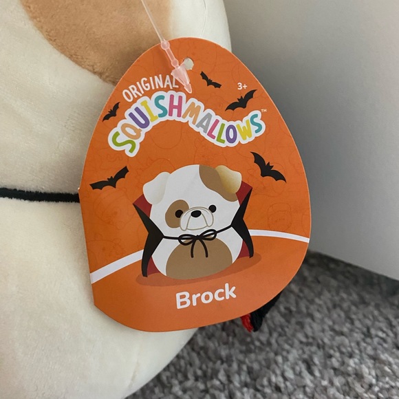 Brock HALLOWEEN Bulldog Squishmallow 8in - Picture 2 of 2